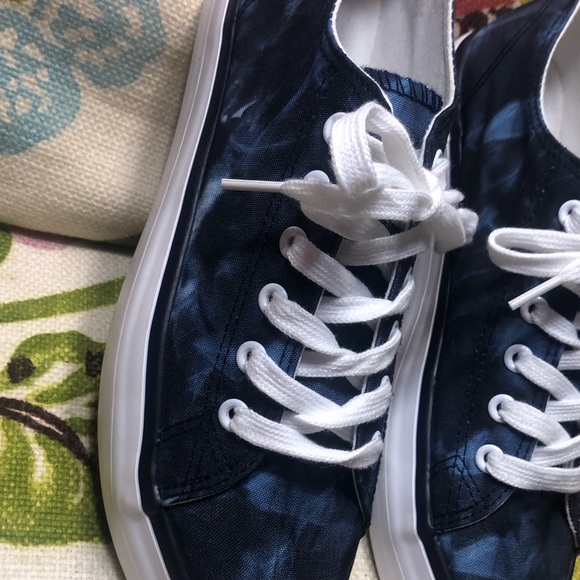 Meet your Posher, Purses galore - Picture 13 of 14